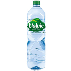 Volvic 1,5l Minerální voda - Natural (6)